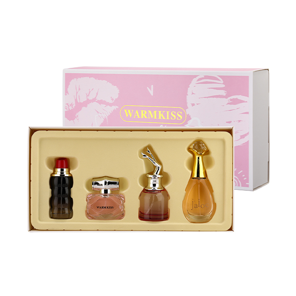 Charming Ladies' Perfume Set